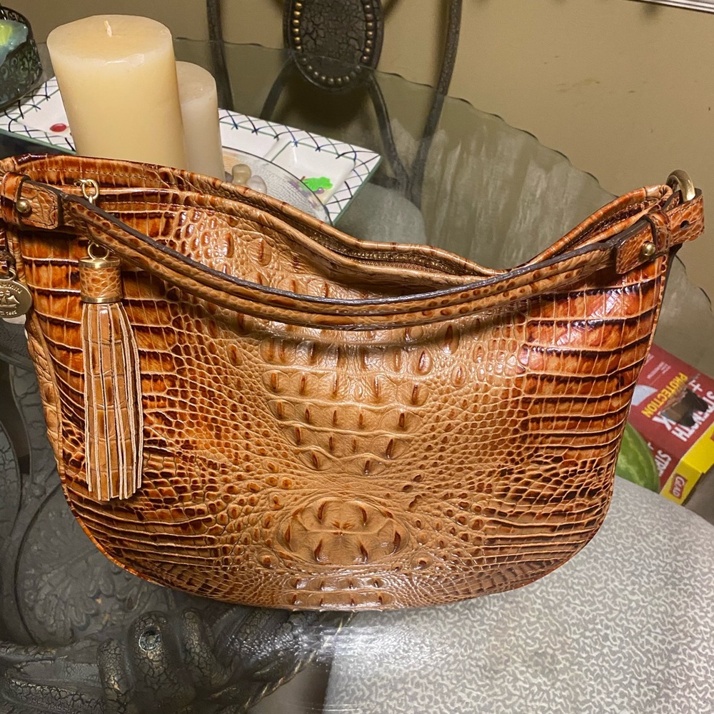 🚫Sold🚫Brahmin Kathleen Hobo Toasted Almond